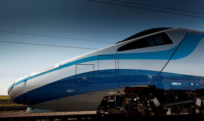Pendolino zderzyło się z ciężarówką