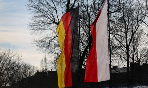 Ponad połowa Polaków za staraniami o reparacje od Niemiec