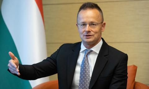 ę wydaliły dwóch ukraińskich dyplomatów. Zarzucają im szpiegostwo