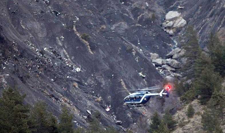 Prokurator: wydaje się, że pilot rozmyślnie rozbił samolot Germanwings