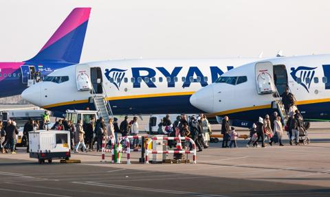 Ryanair będzie miał Starlinki? O'Leary: O ile Musk zapłaci za montaż i opłaty