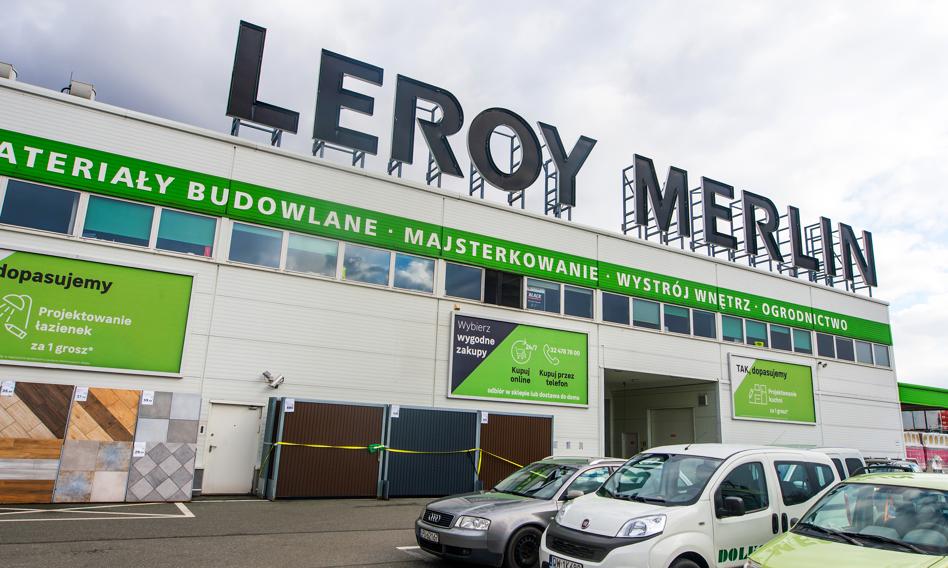 That's how much Leroy Merlin pays his employees.  How does it compare with the competition?