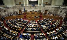 Parlament zaprzysiężony w niedzielę, rozwiązany w poniedziałek