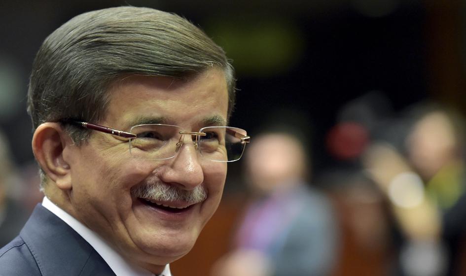 Premier Turcji: Możemy wysłać w samoobronie wojska lądowe do Syrii