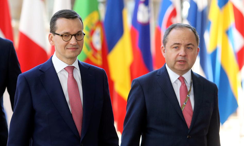 Konrad Szymański, minister ds. UE, odchodzi ze stanowiska. Chodzi o konflikt Polski z Unią
