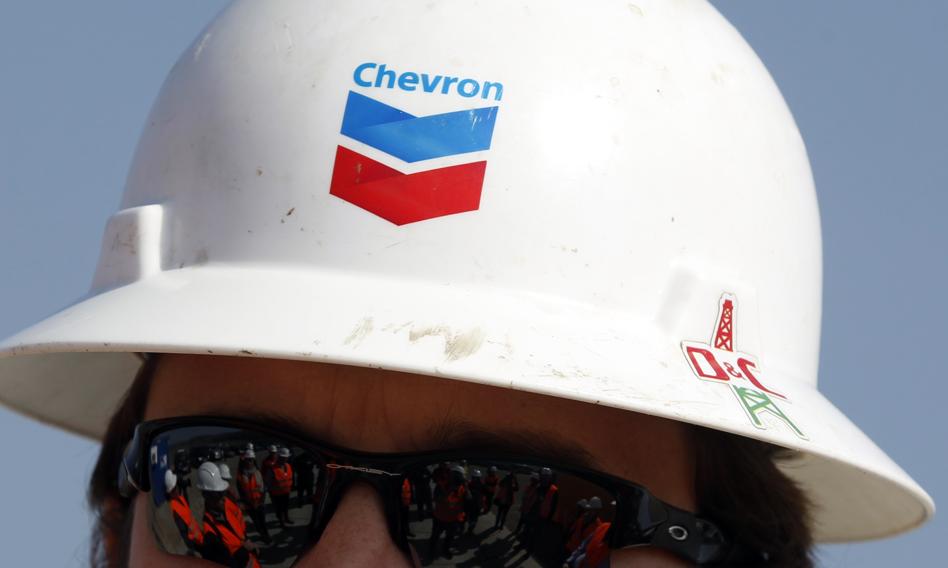 Biznes ważniejszy od demokracji. Chevron wraca do wydobycia ropy w Wenezueli