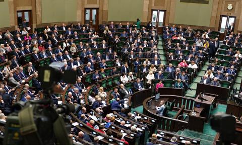 Bezpieczny kredyt 2 proc. przegłosowany przez Sejm