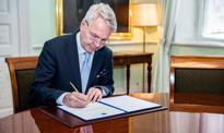 Finlandia: długopis za 8 euro, którym podpisano wniosek do NATO, stał się hitem