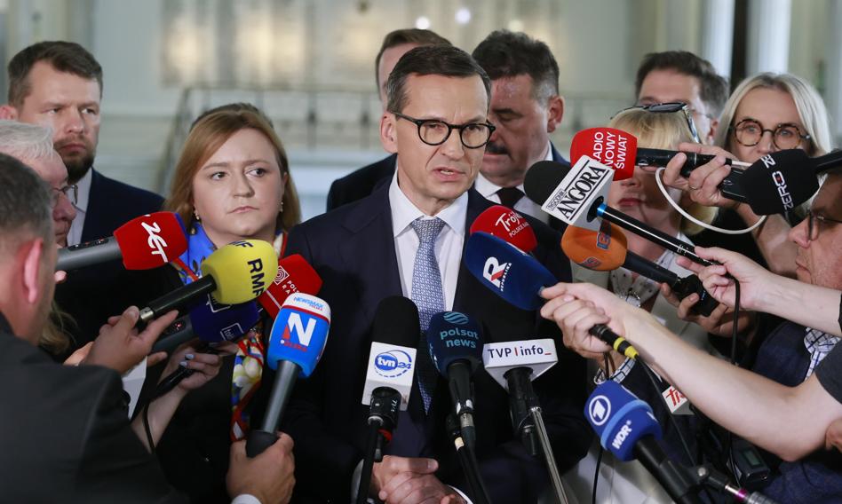 Rozwój Plus tuż pod progiem. Ugrupowaniu byłego premiera zabrakłoby 0,1 proc.