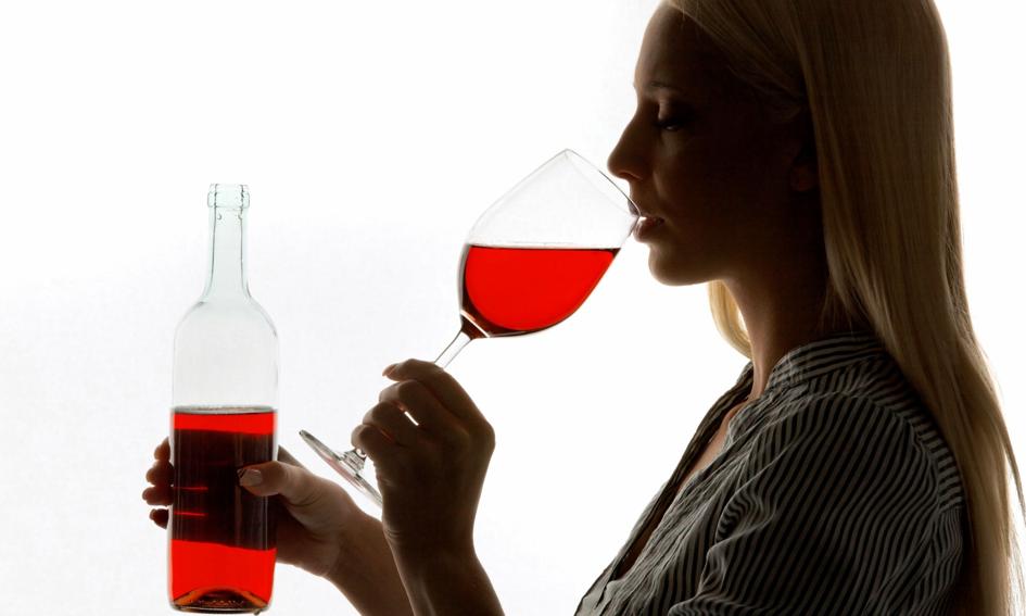 Sprzedaż alkoholu osobie nietrzeźwej, czyli jak trudno jest postępować zgodnie z prawem