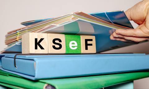 Wielki strach przed cyfrową fakturą. KSeF tuż za rogiem, a firmy wciąż zwlekają