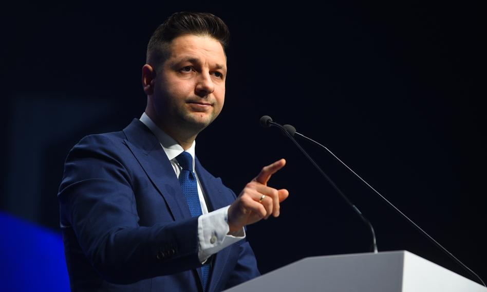 Jaki w oku cyklonu Le Pen. Zarzucał w PE: Zamiast ludzi będą decydować sędziowie