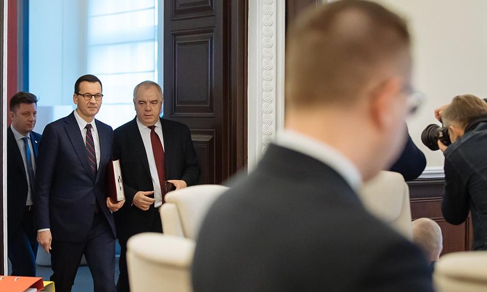 Rusza śledztwo ws. Morawieckiego i Dworczyka. W tle pandemia COVID-19