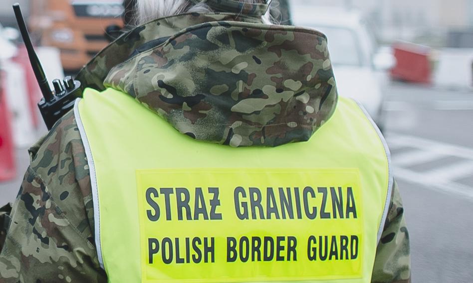 Polska powinna się zwrócić o pomoc do UE ws. kryzysu na granicy [Sondaż]