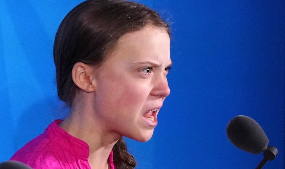 Greta Thunberg płynie do Europy katamaranem