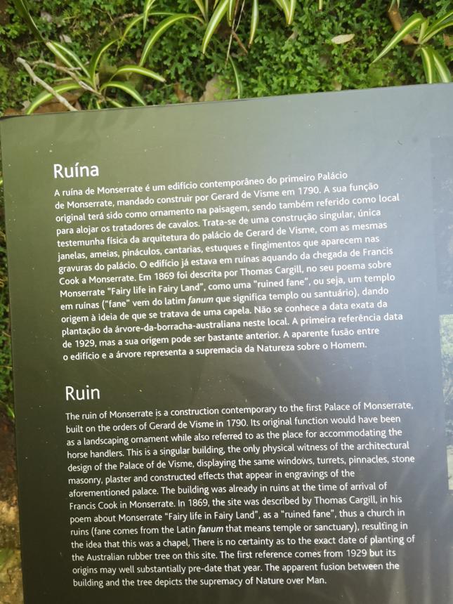 Tablica informacyjna przy Pałacu Monserrate. Sintra, Portugalia.