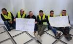 Rolnicy w Sejmie rozpoczynają strajk głodowy. Czekają na premiera