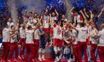 Kto, ile i po co wykłada na polski sport? I co z tego ma