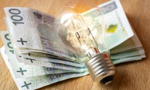 500 zamiast ponad 700 zł. Rząd przyjął projekt ustawy o cenach energii i bonie