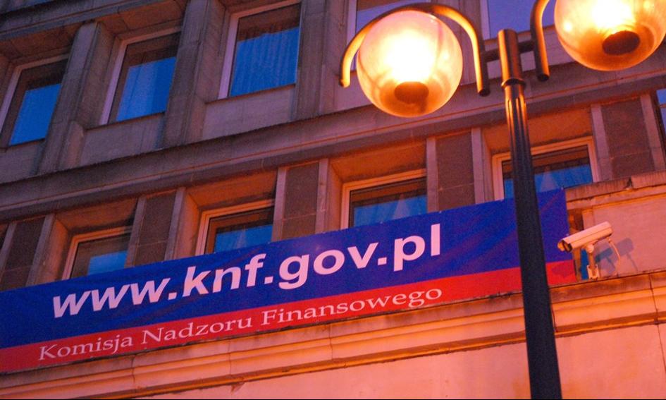 KNF: Nie ma żadnego uzasadnienia dla nadzwyczajnej pomocy frankowiczom