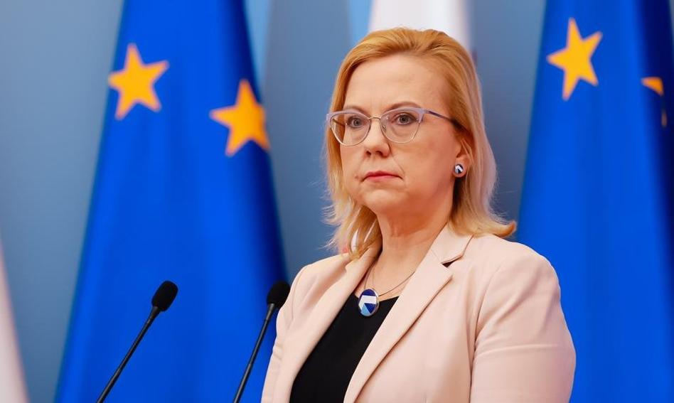 Minister Moskwa: Polska otrzyma w 2022 roku 50 dostaw LNG