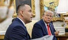 Klamka zapadła? Trump w rozmowie z Nawrockim Trump potwierdza zielone światło dla bazy USA