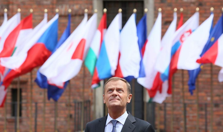 Tusk w Rydze: UE nie walczy z Rosją, broni wolności i demokracji
