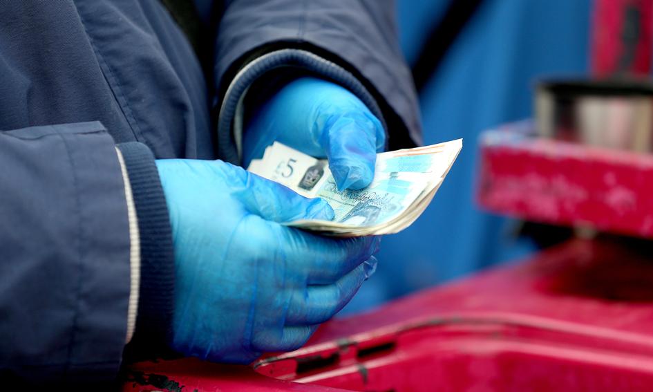 Koronawirus na świecie. Tak państwa ratują swoje gospodarki