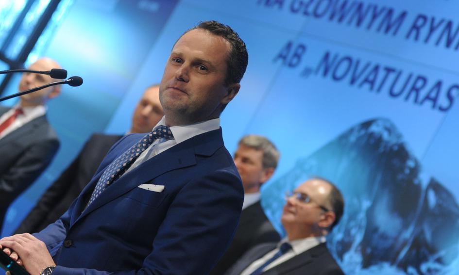 Novaturas chce podzielić dywidendę, jedną z dwóch części uzależnić od sytuacji dostawcy