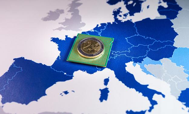 Wąskie gardła dławią wzrost w strefie euro. Firmy masowo podnoszą ceny