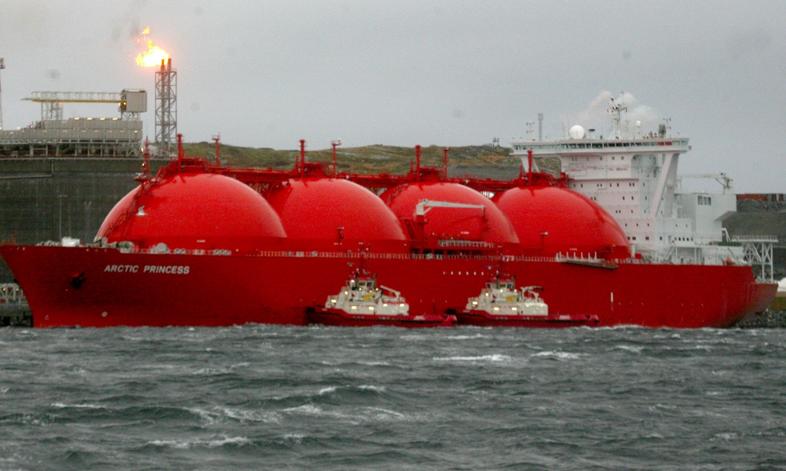 QatarEnergy wstrzymuje transport LNG przez Morze Czerwone