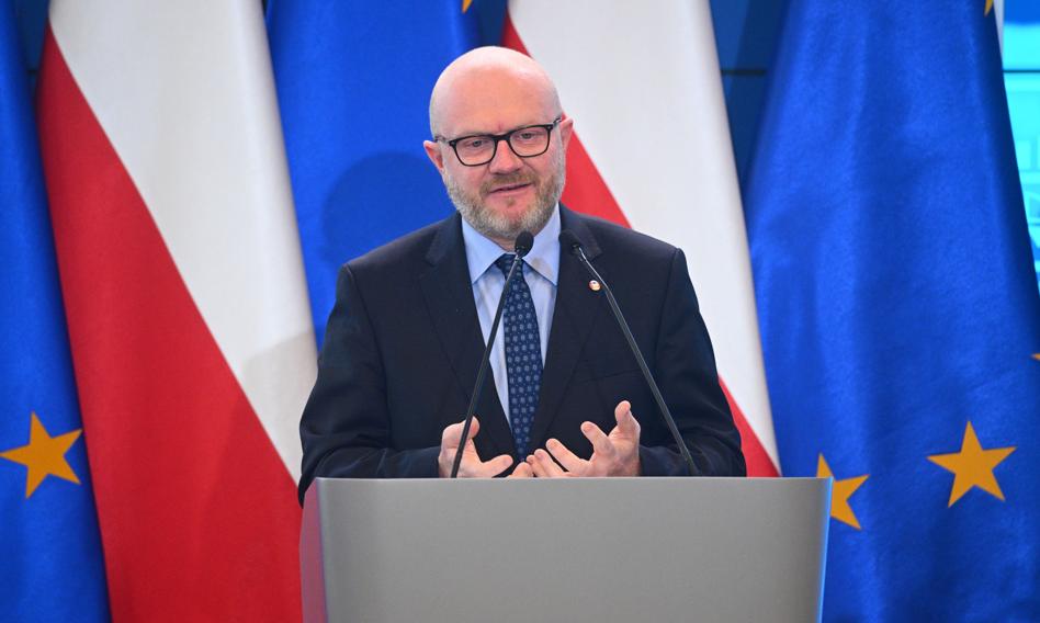 UE ukarze Polskę za niewdrożenie paktu migracyjnego? &quot;To by było absurdalne&quot;