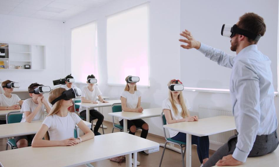 Nauczyciel w goglach VR? Meta i NASK przeszkolą z innowacyjnych narzędzi do prowadzenia zajęć