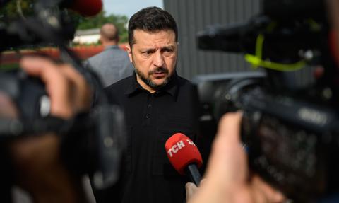 „Jesteśmy gotowi”. Zełenski zgadza się na trójstronne spotkanie z Rosją i USA