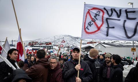 "Jankesi do domu". Grenlandczycy zaprotestowali przeciwko roszczeniom USA wobec wyspy