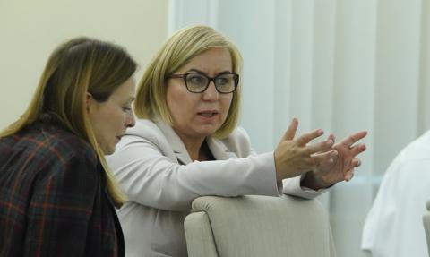 Koniec ery Hołowni. Dwie ministry walczą o przywództwo w partii