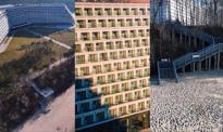 3 tys. osób i jedno wąskie przejście. Absurdalne zejście na plażę przy największym hotelu w Pobierowie