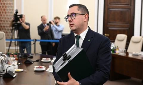 Rząd łata energetykę po wecie prezydenta. Tak ma wyglądać bon ciepłowniczy i mrożenie cen prądu