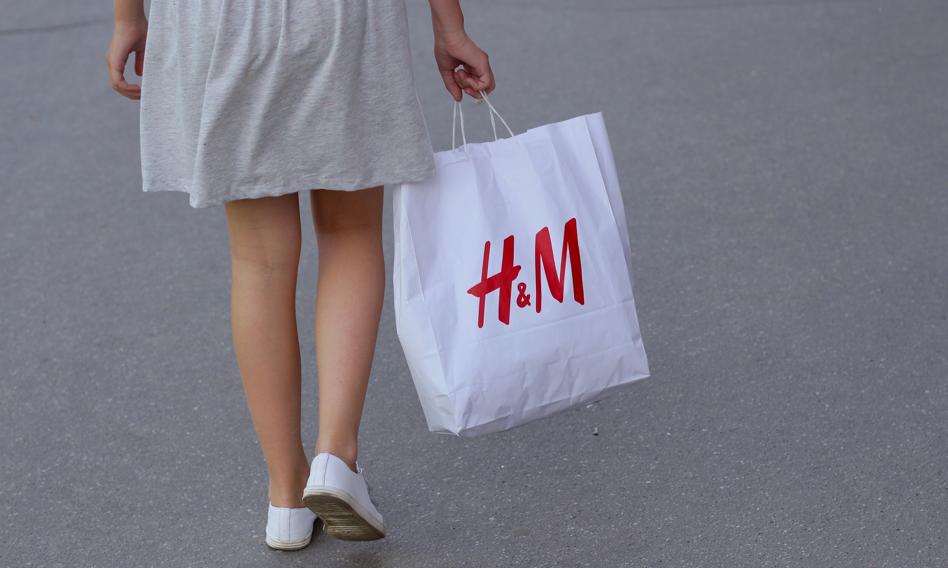 Chińskie retorsje wobec H&M za rezygnację z bawełny z Sinciangu