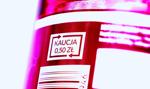 Puste butelki zalegają w domach. To najbardziej drażni Polaków w systemie kaucyjnym
