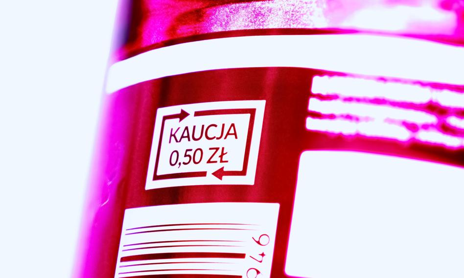 Puste butelki zalegają w domach. To najbardziej drażni Polaków w systemie kaucyjnym