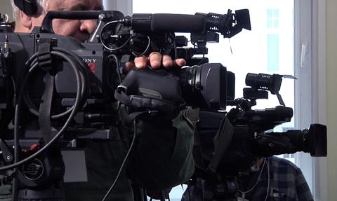 "Dęte zarzuty" czy rzeczywiste uchybienia? Rady Mediów Narodowych na cenzurowanym