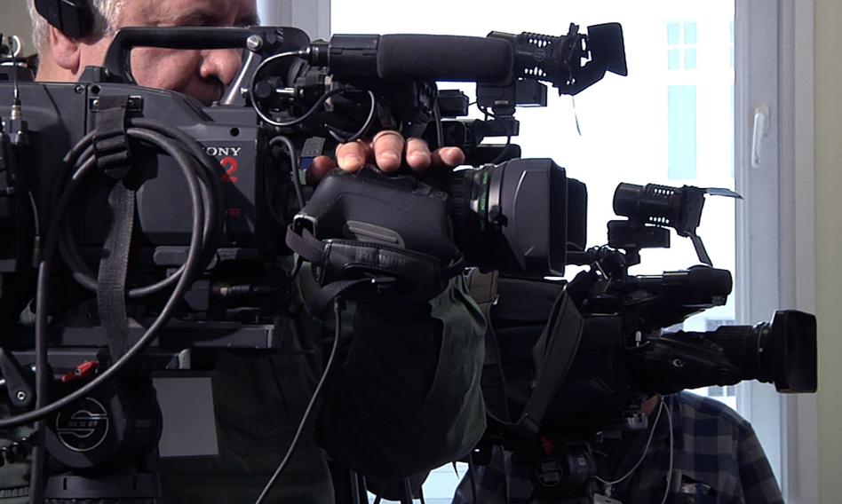 "Dęte zarzuty" czy rzeczywiste uchybienia? Rady Mediów Narodowych na cenzurowanym