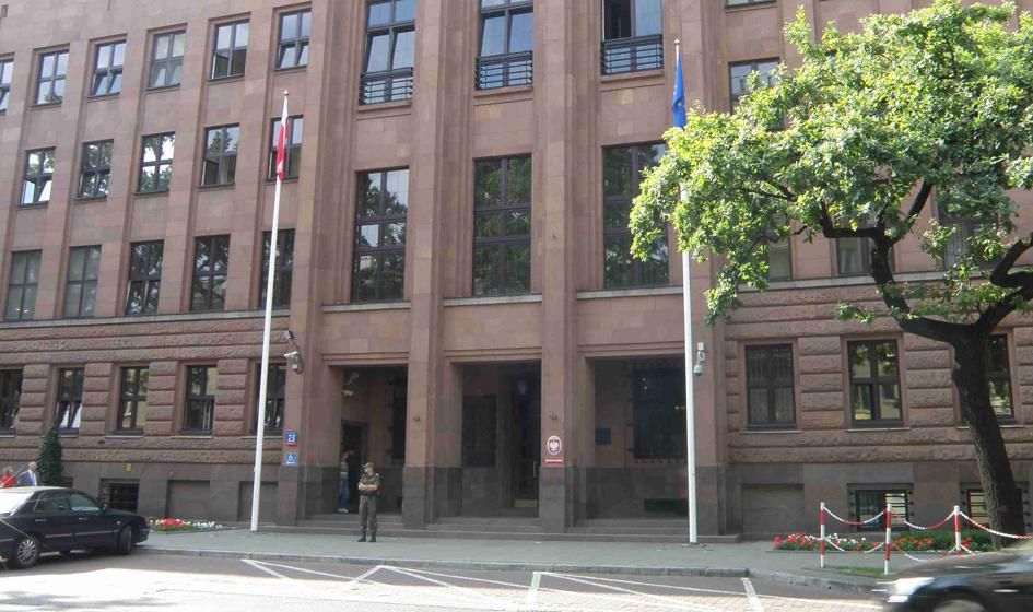 Ministerstwa płacą duże pieniądze za niezatrudnianie niepełnosprawnych