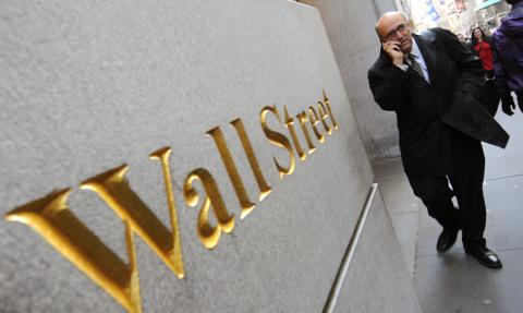 Wall Street w odwrocie? Inwestorzy wolą złoto i rynki zagraniczne od amerykańskich akcji