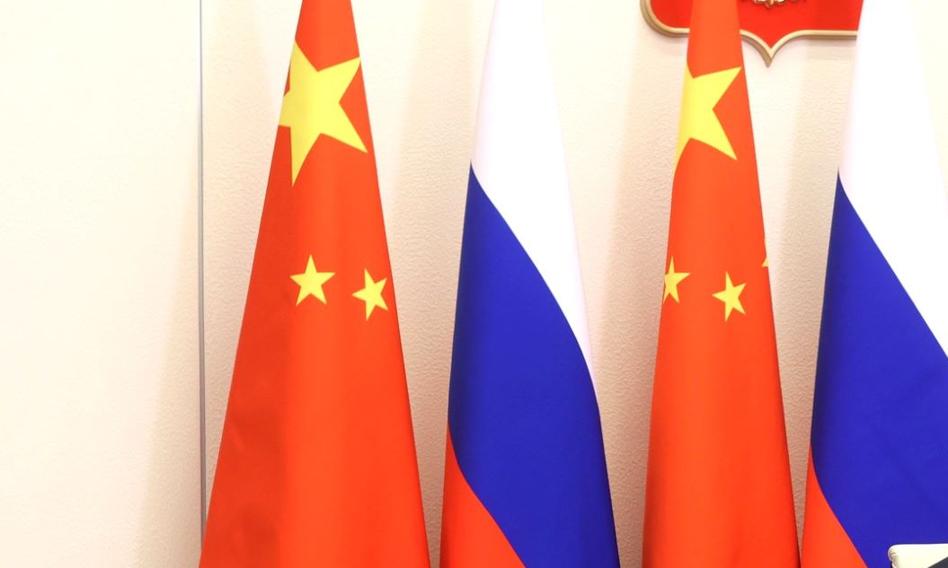 Chińskie firmy pomagają Rosji obchodzić sankcje