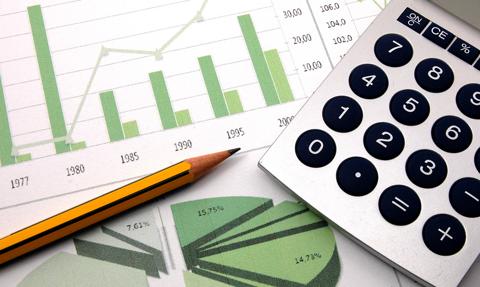 Lukas Istvan z Swiatinwestycji.pl przedstawia test brokerów XTB i eToro: fakty zamiast reklam