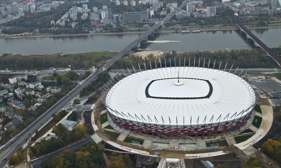 Rząd buduje szpital tymczasowy na Stadionie Narodowym