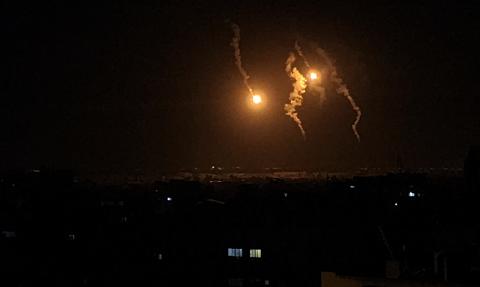 Bombardowanie Rafah. Izrael chce "wywrzeć presję na Hamas, by szybciej uwalniano zakładników"