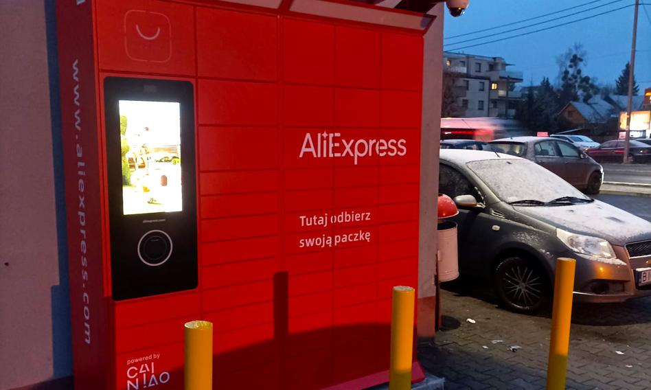 Trwa ekspansja chińskiego giganta. AliExpress postawi 3 tys. maszyn paczkowych w Polsce